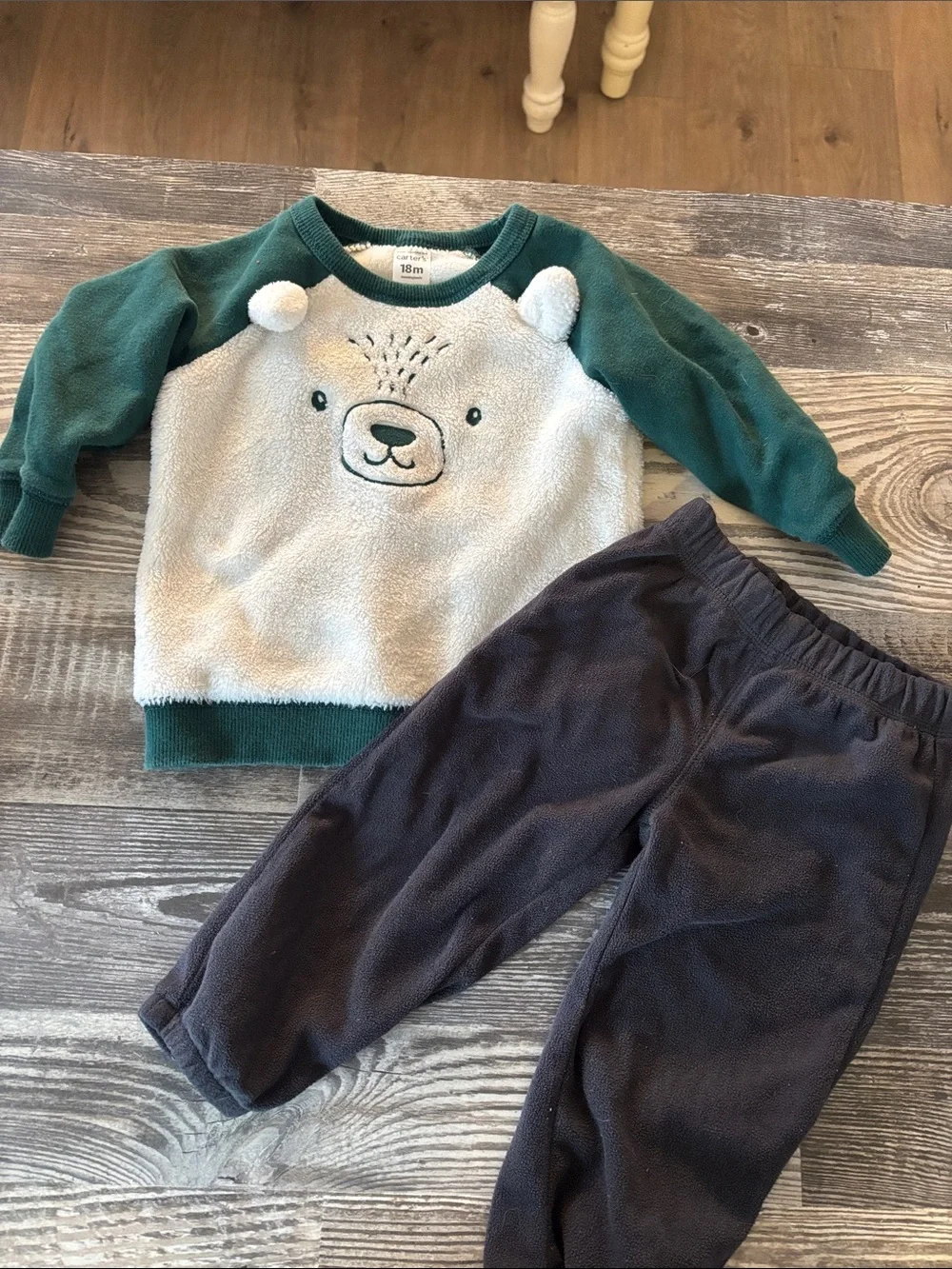 Carter's Dark Green Fuzzy Lined Set Polar Bear